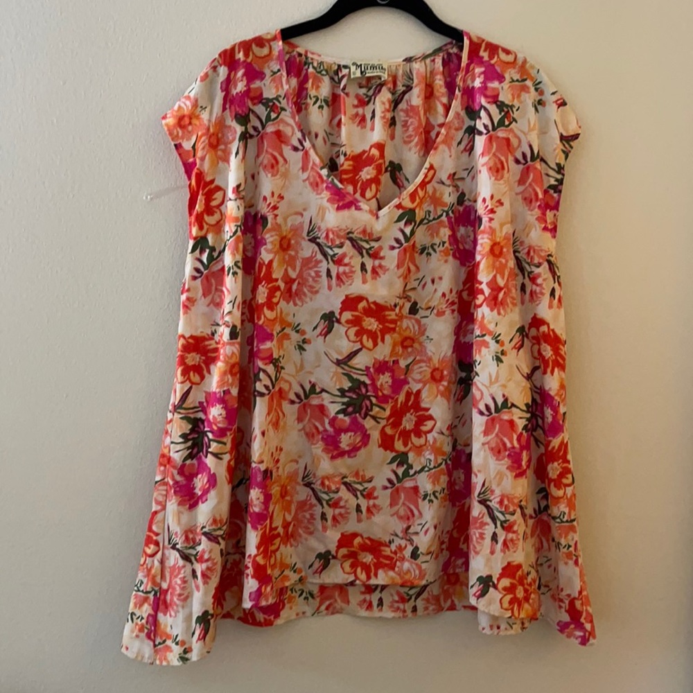 SMYM floral V-neck tunic/blouse